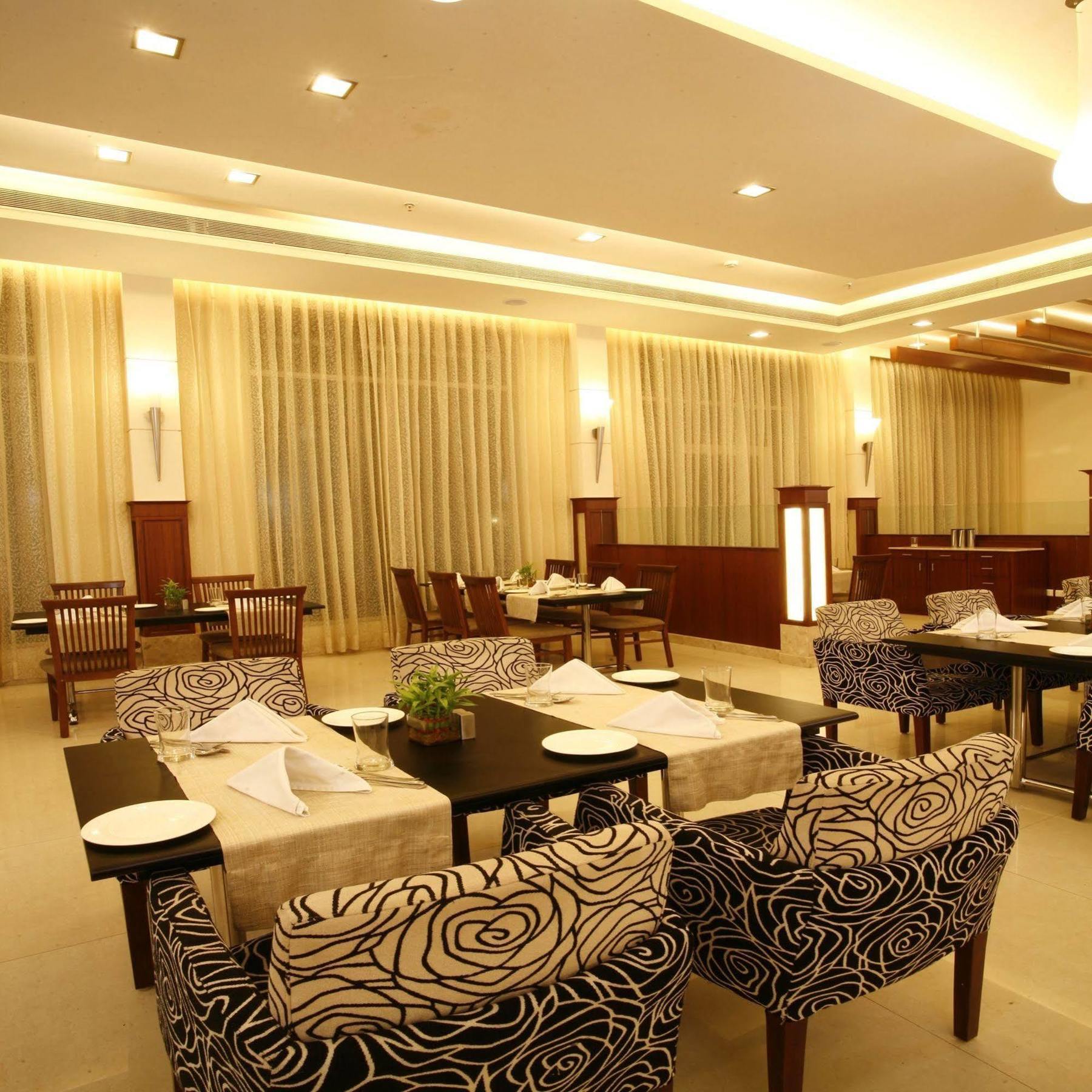 Ambrosia Sarovar Portico Haridwār Εξωτερικό φωτογραφία
